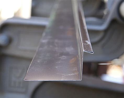 how to curve sheet metal by hand|tool to bend aluminum flashing.